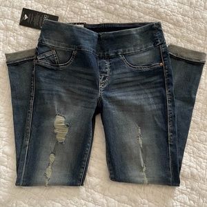 Rock & Republic Jeans | Size 8/Med Fever Jegging